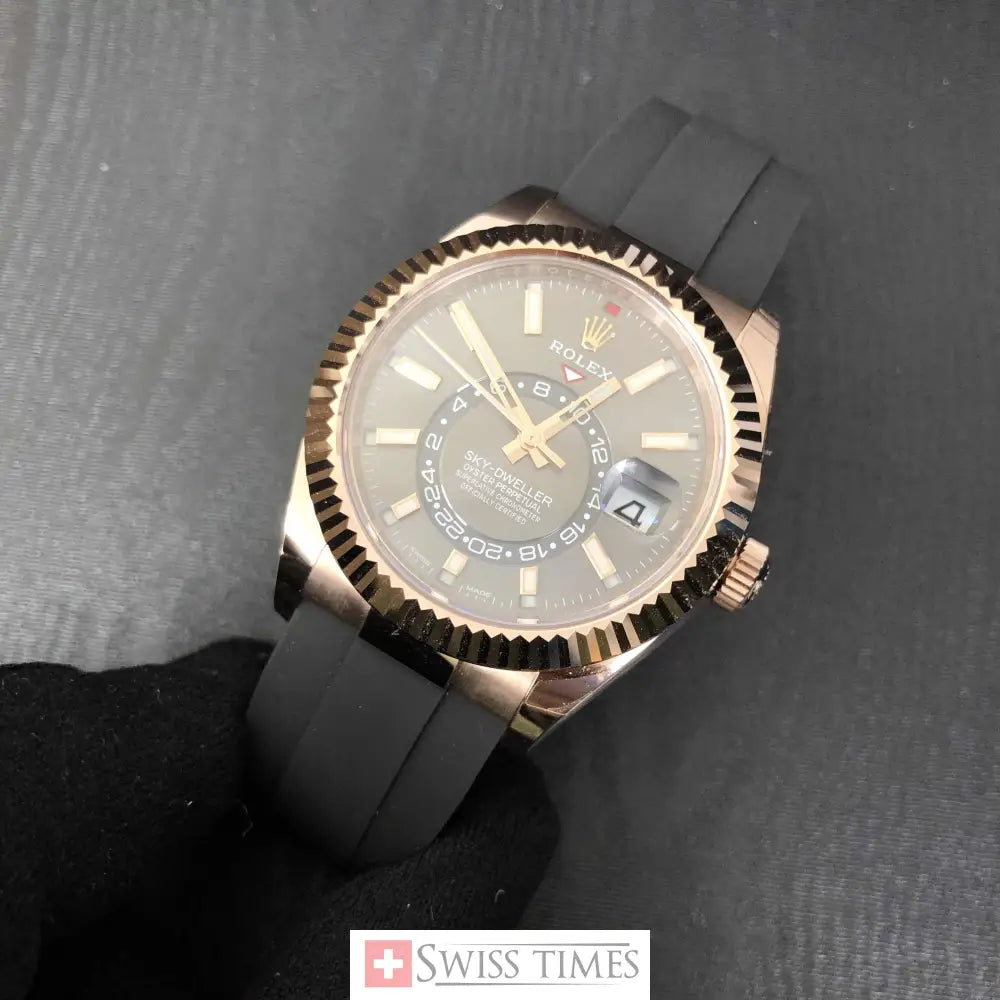 Rhodium Dial Everose Gold With Rubber