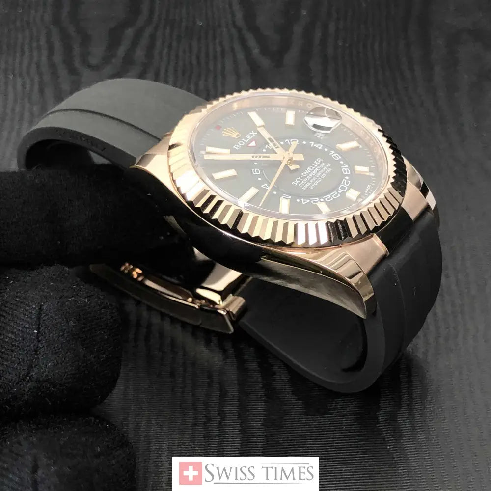 Rhodium Dial Everose Gold With Rubber