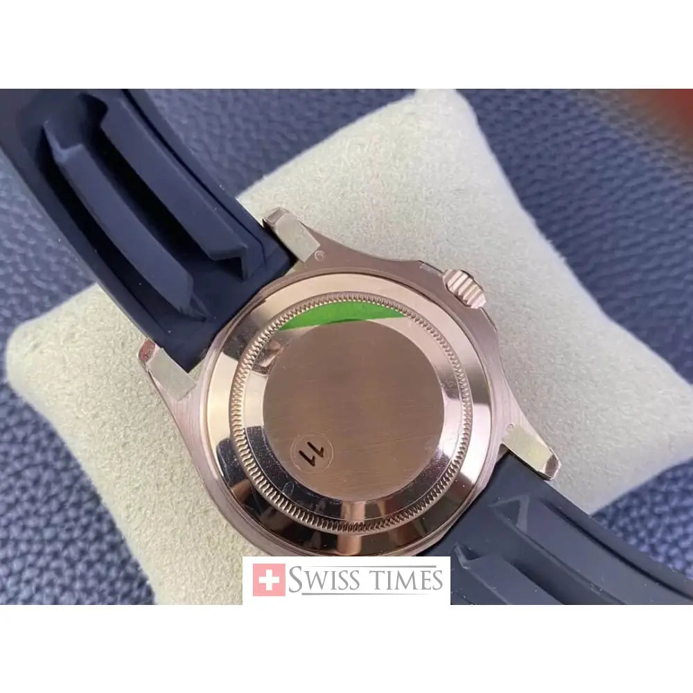 Rolex Yacht-Master 40 Everose Gold OysterFlex