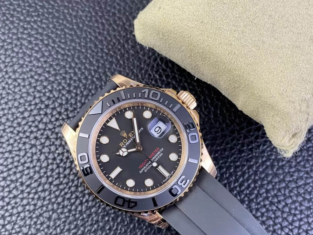 Rolex Yacht-Master 40 Everose Gold OysterFlex