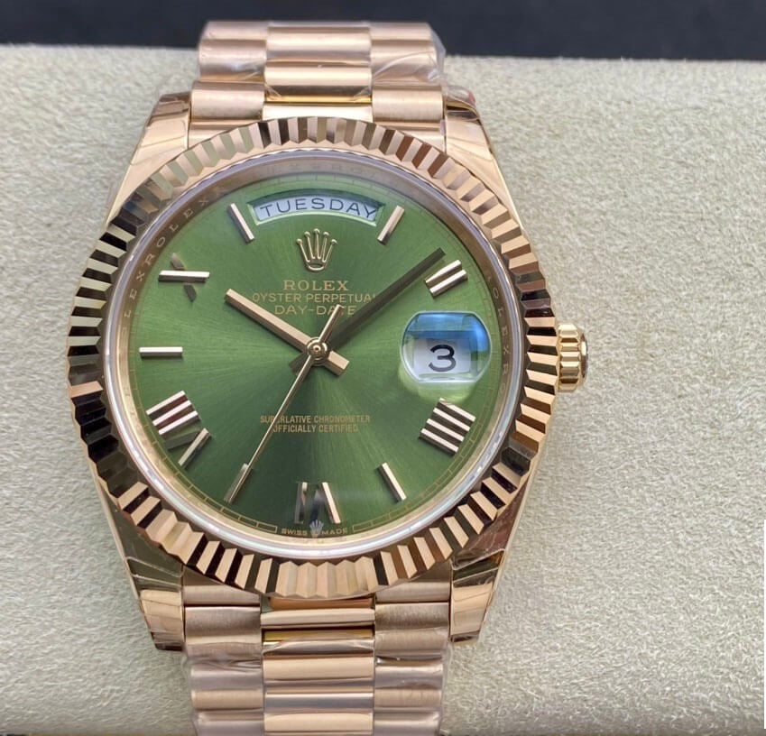 Rolex Day-Date Olive Green Roman Dial Everose Gold President