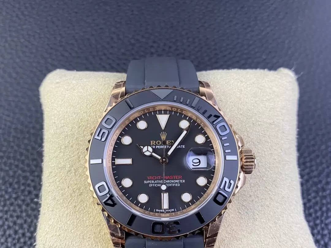 Rolex Yacht-Master 40 Everose Gold OysterFlex