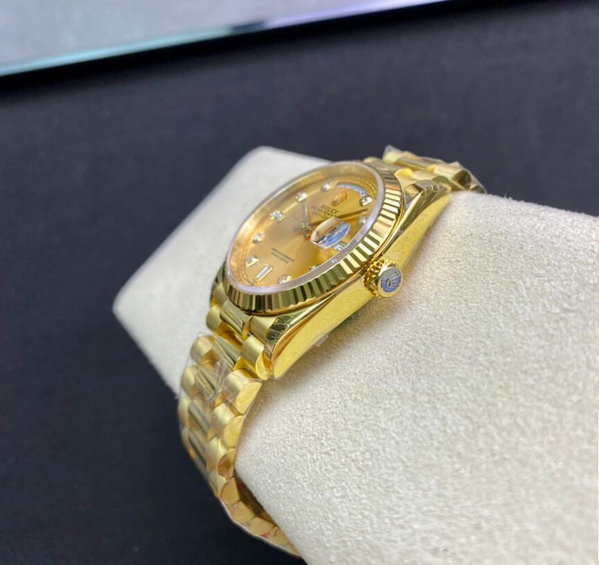 Rolex Day-Date 36mm Yellow Gold President Champagne Baguette Dial